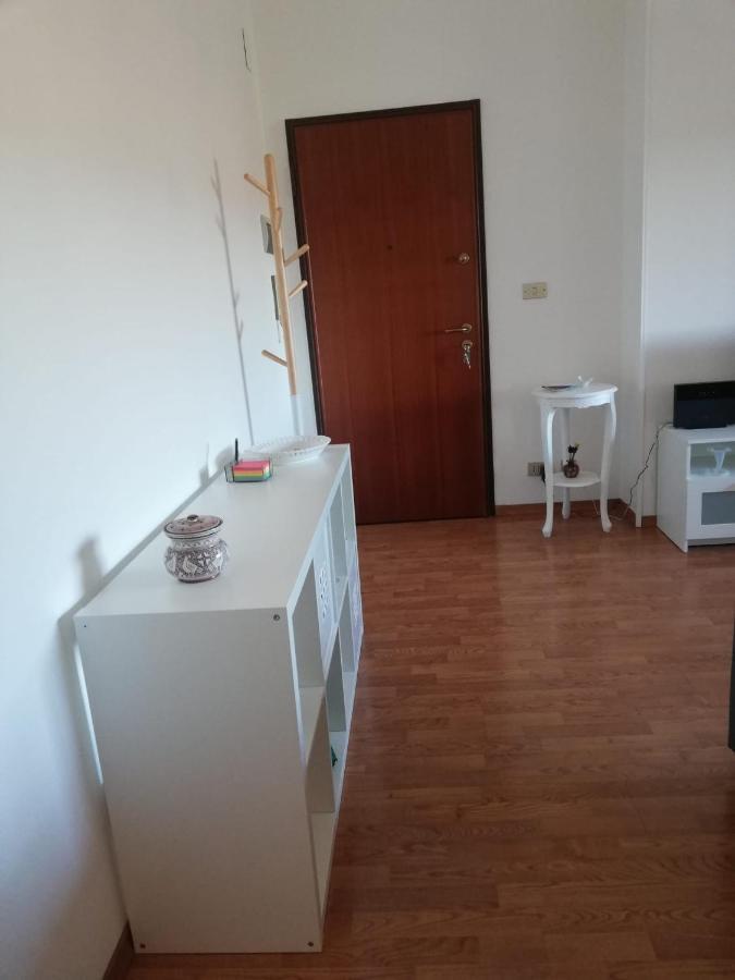 Nino E Issi Apartment Trieste Exteriör bild